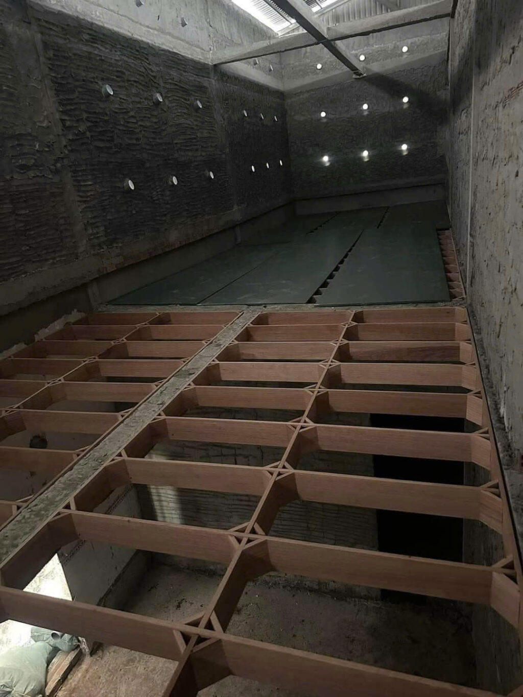 nhà yến sàn giả tiết kiệm chi phí đổ mâm