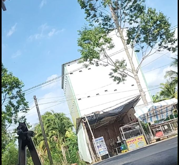 nhà yến 160m2 hậu giang